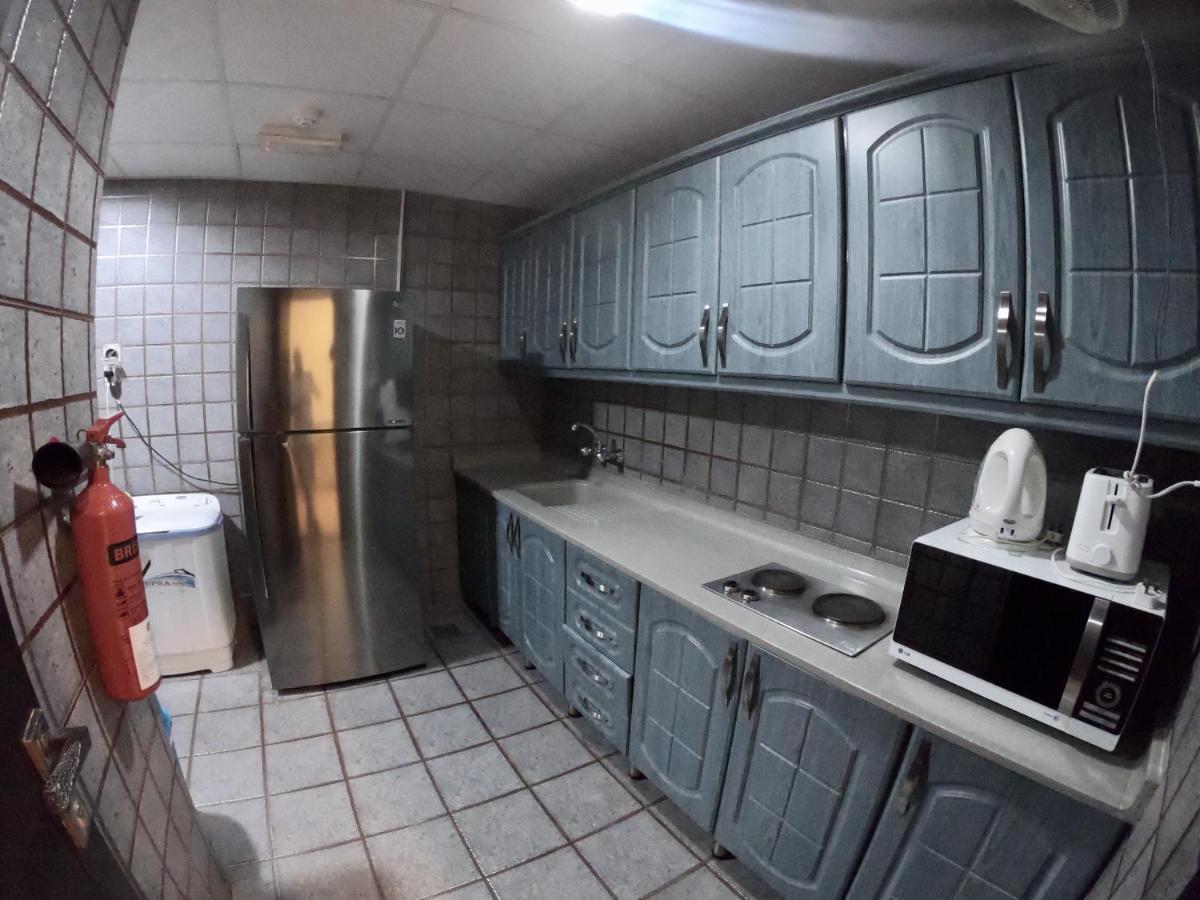 Weekend Hotel & Apartments Маскат Екстериор снимка